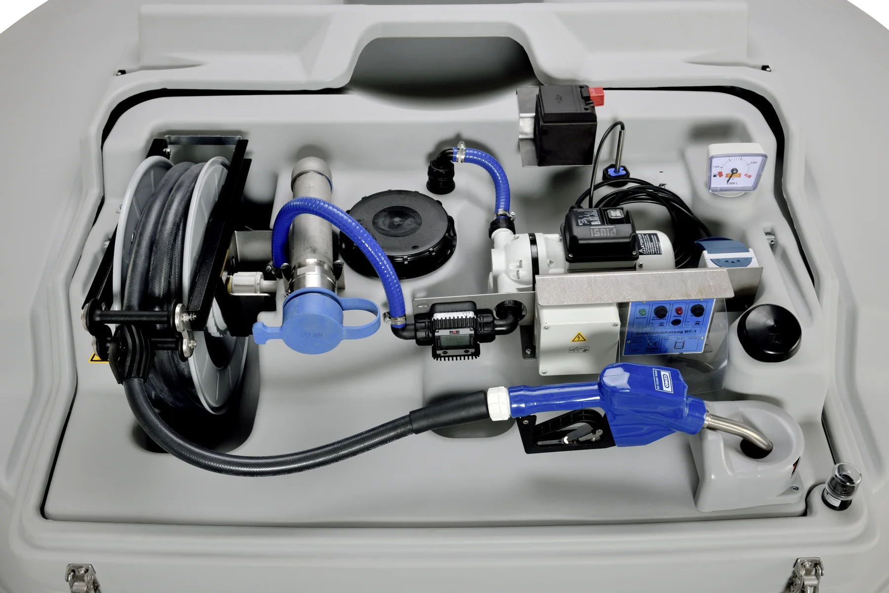 CUBE-Tank Outdoor Premium 5000 Liter für AdBlue® Ausschnitt Armaturenbereich