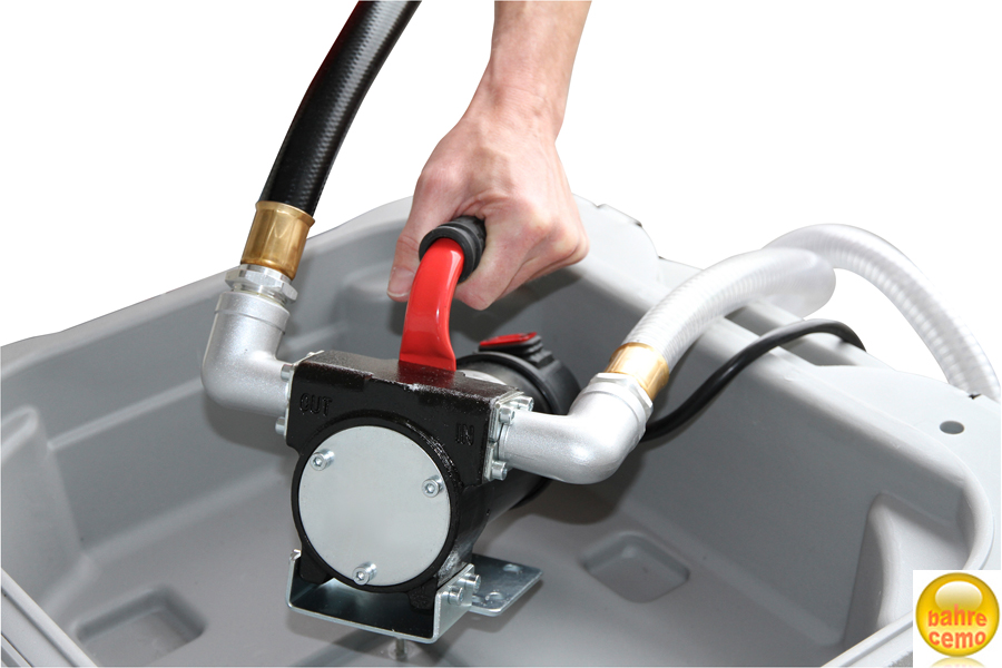 Diesel-Transfer-Set_herausnehmbar_10492 12-V-Pumpe mit Handgriff