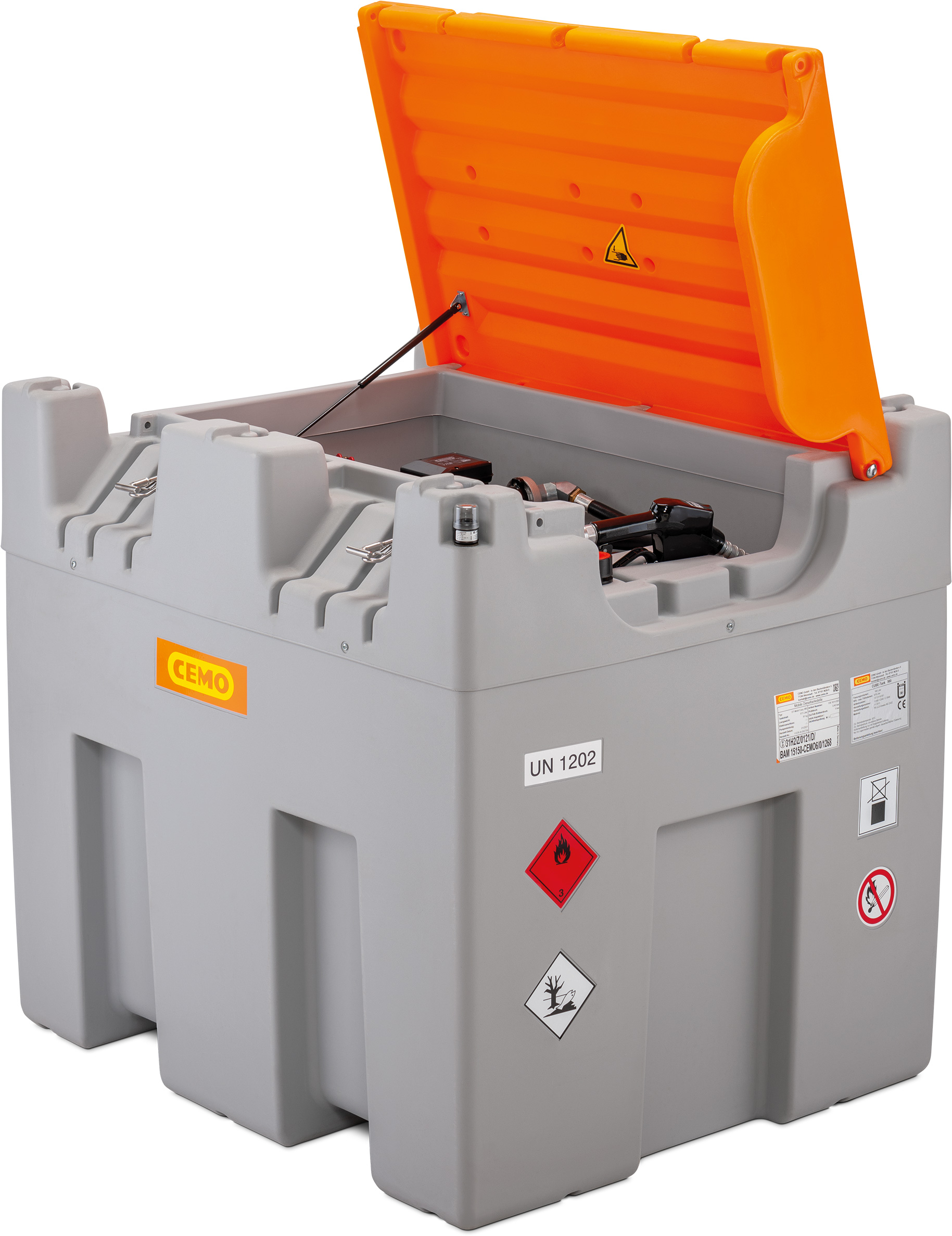 CUBE Mobil 980 Liter Basic mit ADR-Zulassung und Elektropumpe