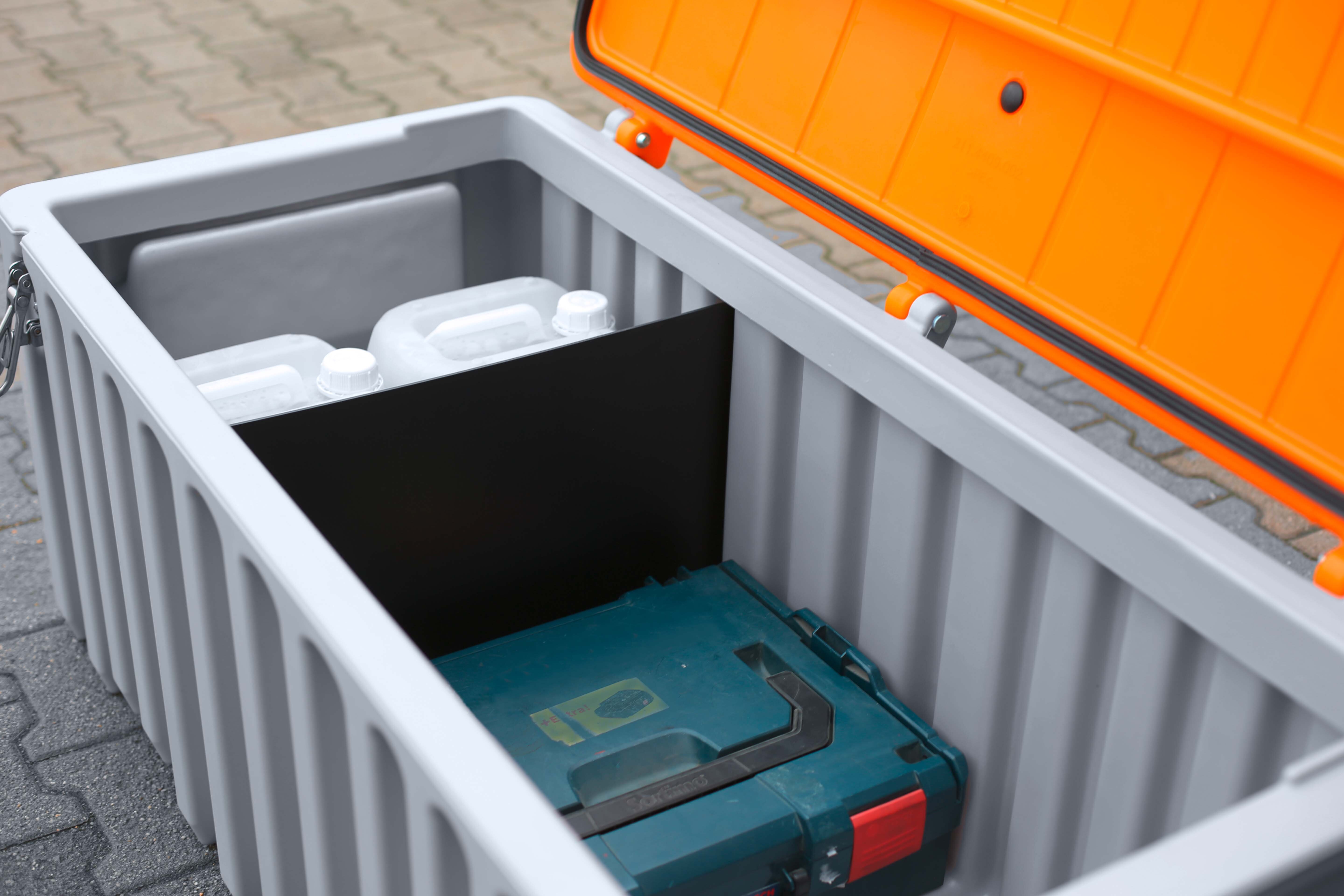 Beispiel Trennwand für CEMbox 750 Liter, Kühlbox, Kühlkiste, Thermikkasten, Kühlbox mit Deckel, Portable Kühlbox