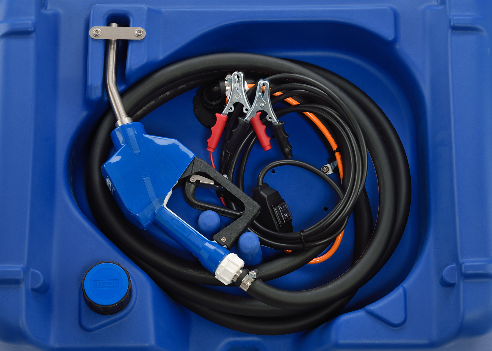 11144_03 Blue-Mobil Easy 210 Liter mit Elektropumpe CENTRI SP30 Innenansicht